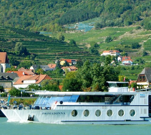 Fietsen en varen over de Donau!