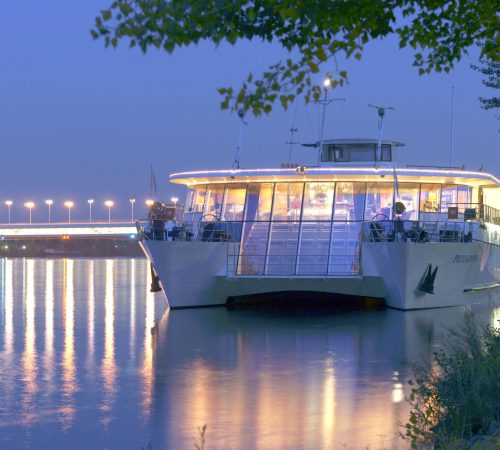 Fietsen en varen over de Donau!